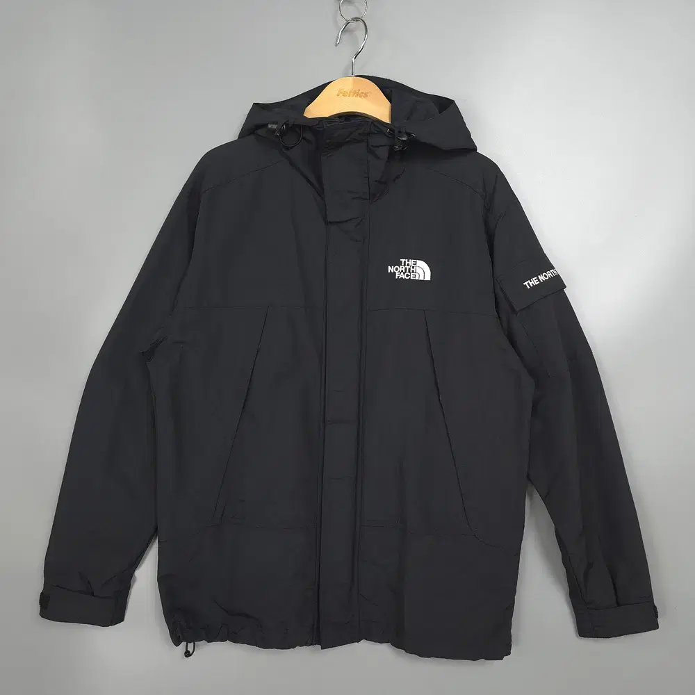 THE NORTH FACE フード付きジャケット 黒 100cm~ ザノースフェイスブラックフード付きウィンドブレーカー